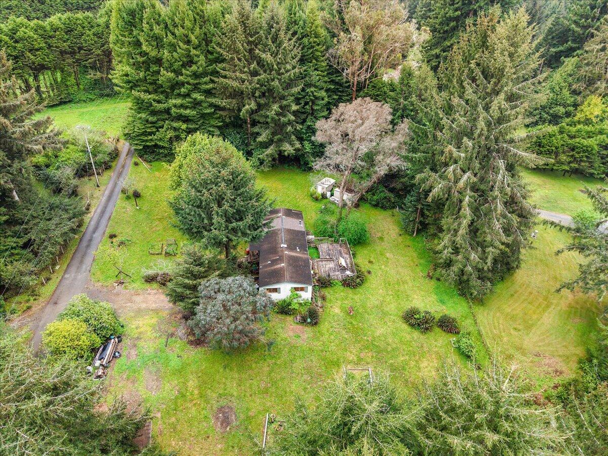 875 Alder Grove Road Arcata, CA 95521 - Photo 10 of 13