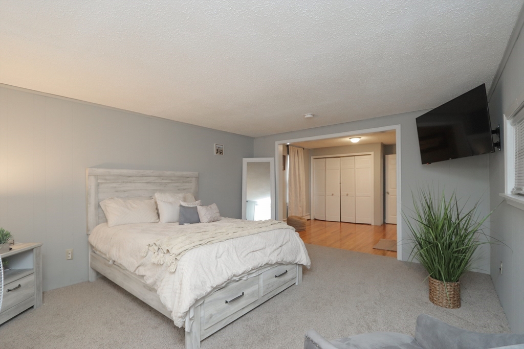 140 Eddy Street Springfield, MA 01104 - Photo 14 of 34