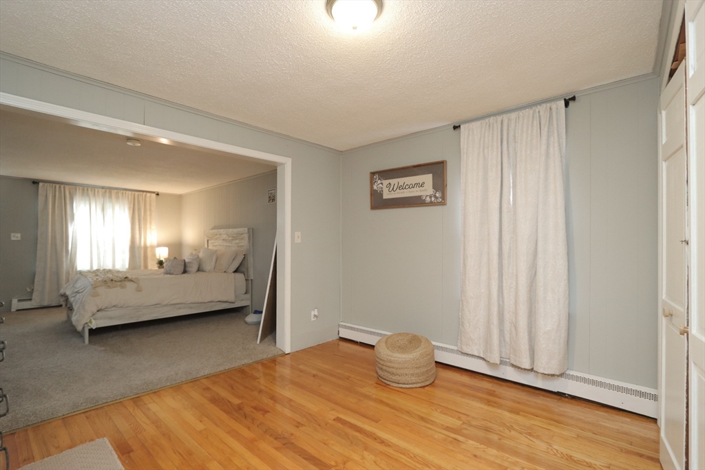 140 Eddy Street Springfield, MA 01104 - Photo 20 of 34