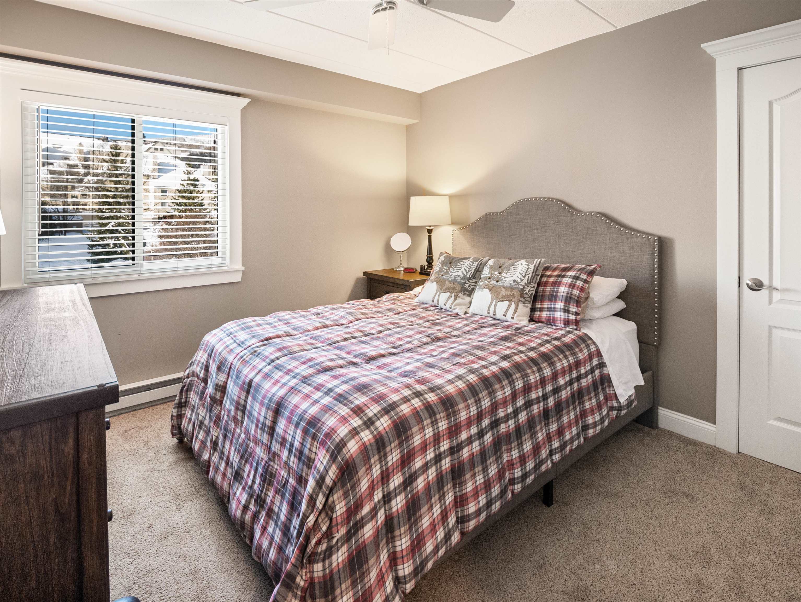 137 East Mountain Road, Unit 2F5 Killington, VT 05751 - Photo 11 of 39 Gallery Image 11