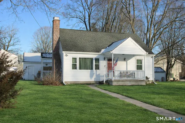 $485,500 | 3 Whitlock Avenue, Bethel, CT 06801