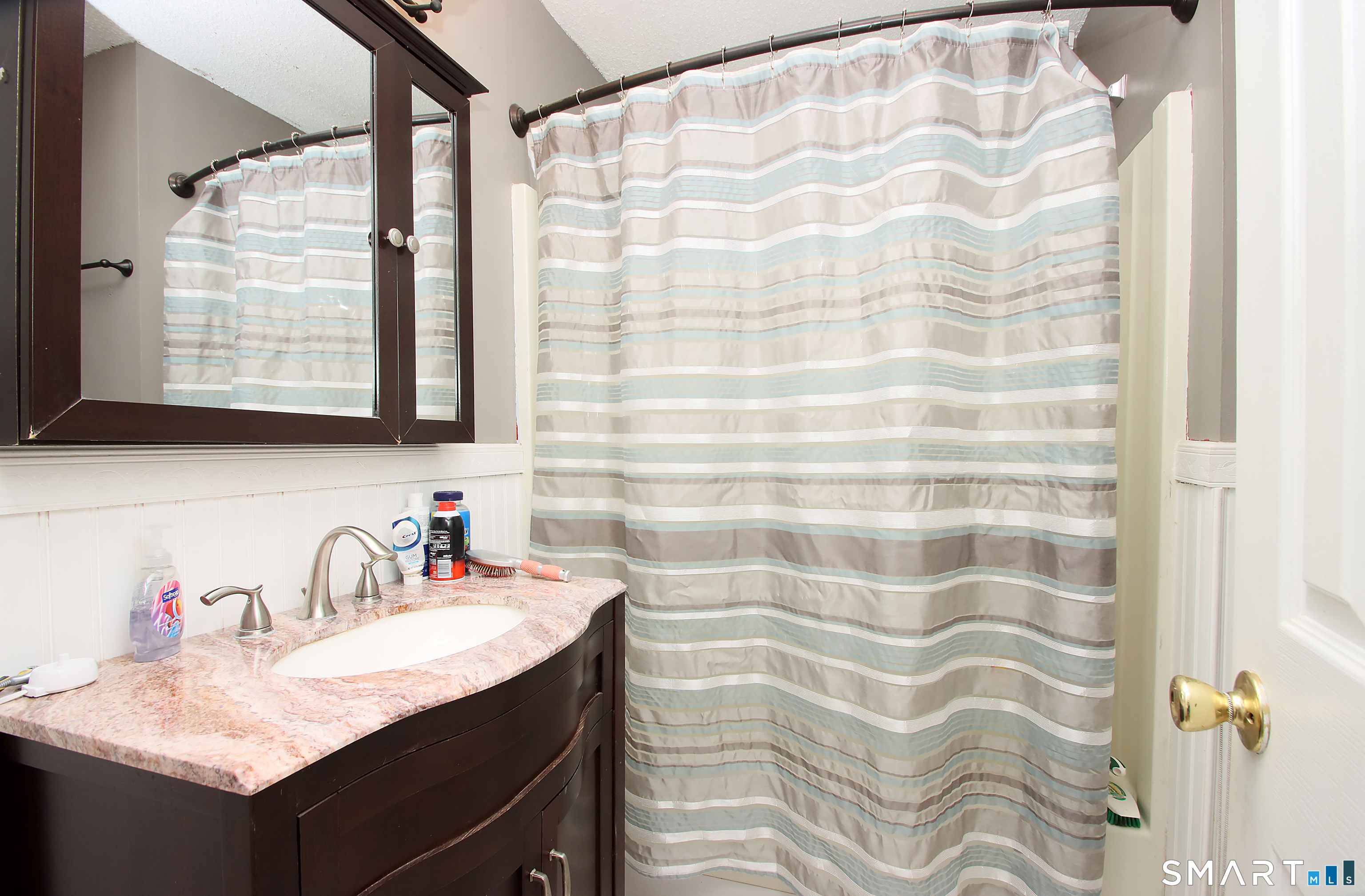 3 Whitlock Avenue Bethel, CT 06801 - Photo 32 of 39