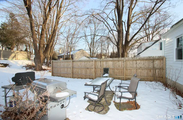 $485,500 | 3 Whitlock Avenue, Bethel, CT 06801