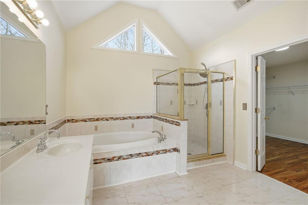 220 Ridge Bluff Lane Suwanee, GA 30024 - Photo 21 of 58