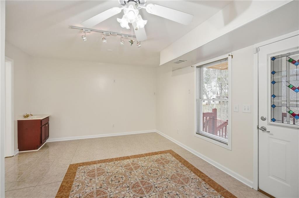 220 Ridge Bluff Lane Suwanee, GA 30024 - Photo 33 of 58