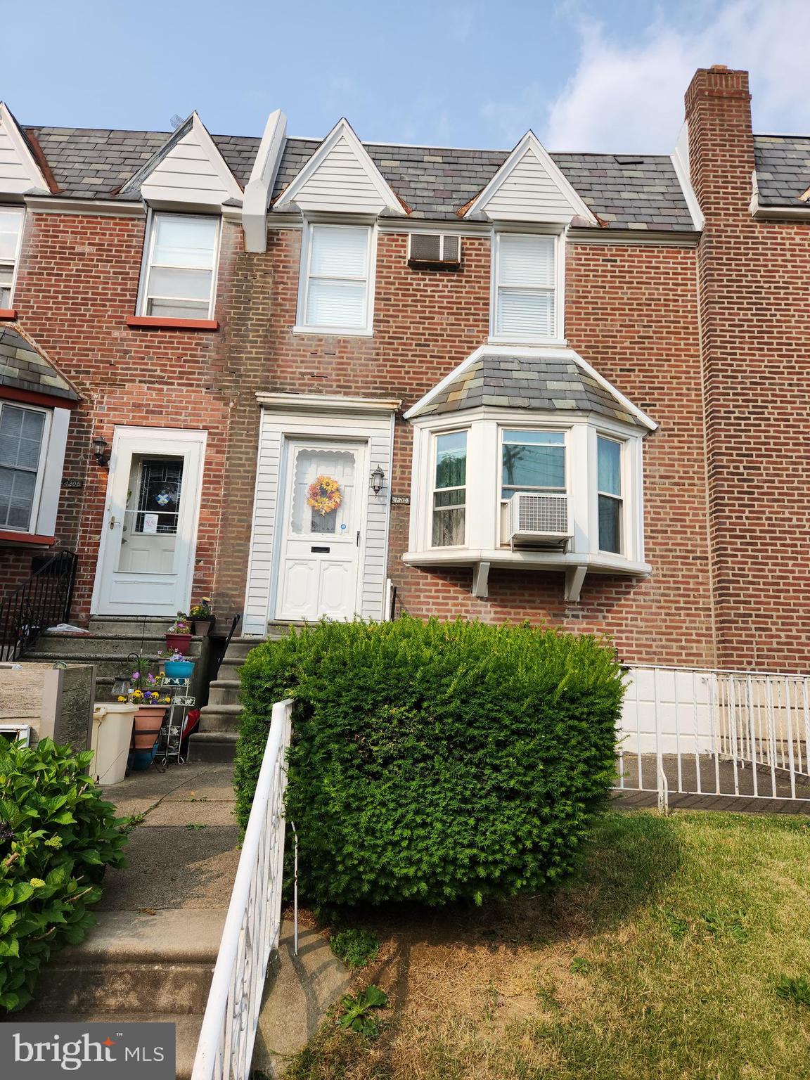 4204 Tudor Street Philadelphia, PA 19136 - Photo 3 of 21