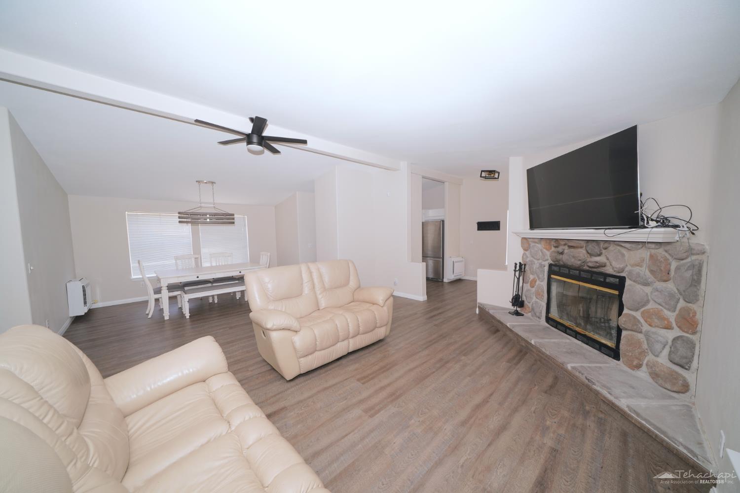 11490 Back Canyon Road Caliente, CA 93518 - Photo 3 of 36 Gallery Image 3