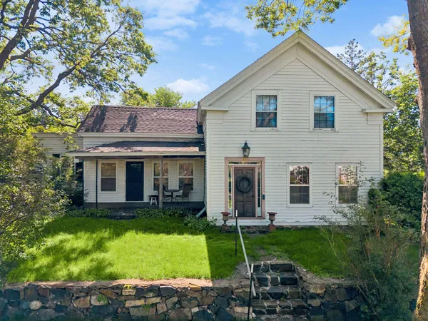 $500,000 | 212 Basil Street, Taylors Falls, MN 55084