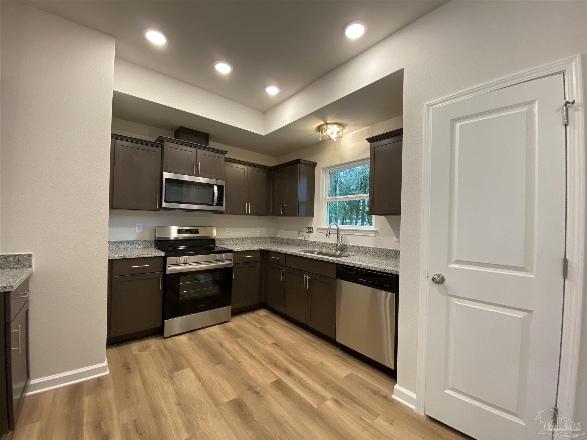 5615 Kingery Road Milton, FL 32583 - Photo 11 of 42 Gallery Image 11