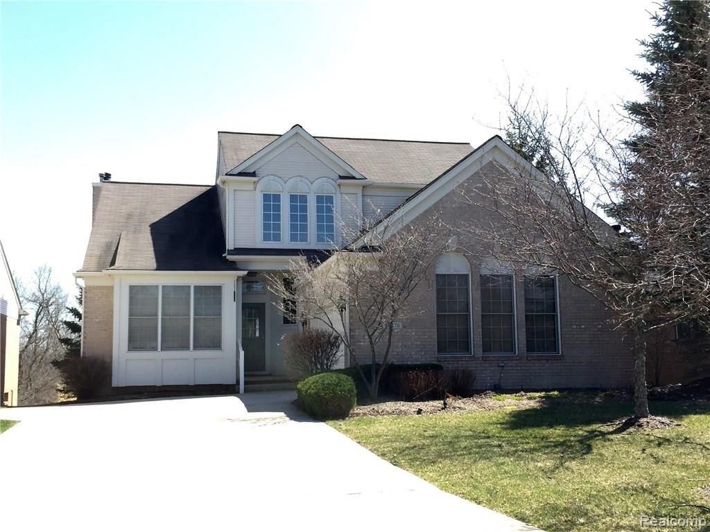 11076 Pinehurst Road Plymouth, MI 48170 - Photo 1 of 9 1.jpg