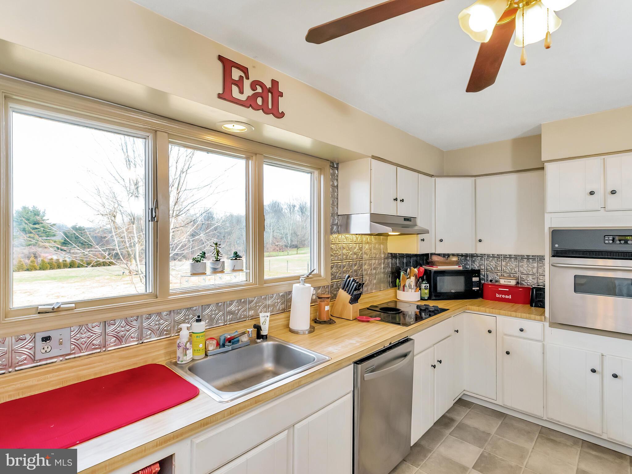 229 Fremont Road Nottingham, PA 19362 - Photo 8 of 17