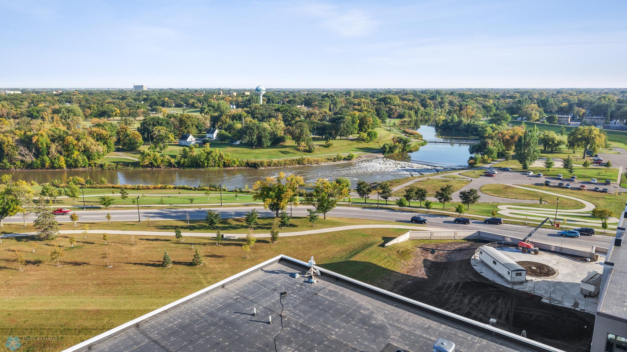 300 Main Avenue, Unit 506 Fargo, ND 58103 - Photo 17 of 39