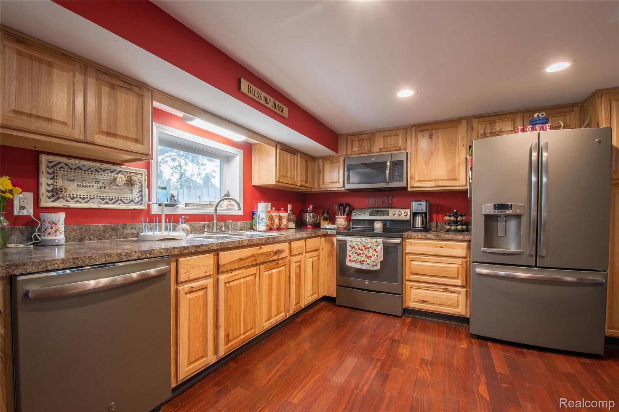 2506 Holt Road Williamston, MI 48895 - Photo 16 of 26 UHVs6a8Z-2.jpeg