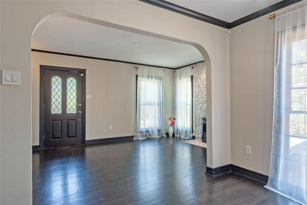 2014 Rugged Drive Dallas, TX 75224 - Photo 7 of 17 Gallery Image 7