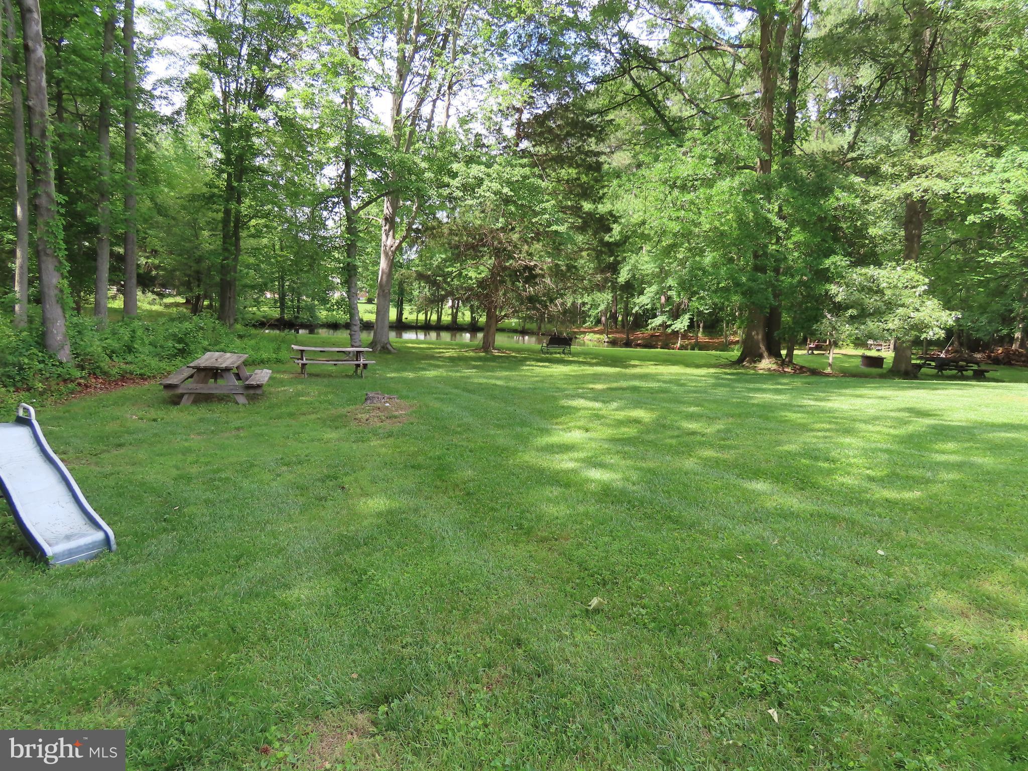 2643 Old County Road Newark, DE 19702 - Photo 5 of 21 back yard