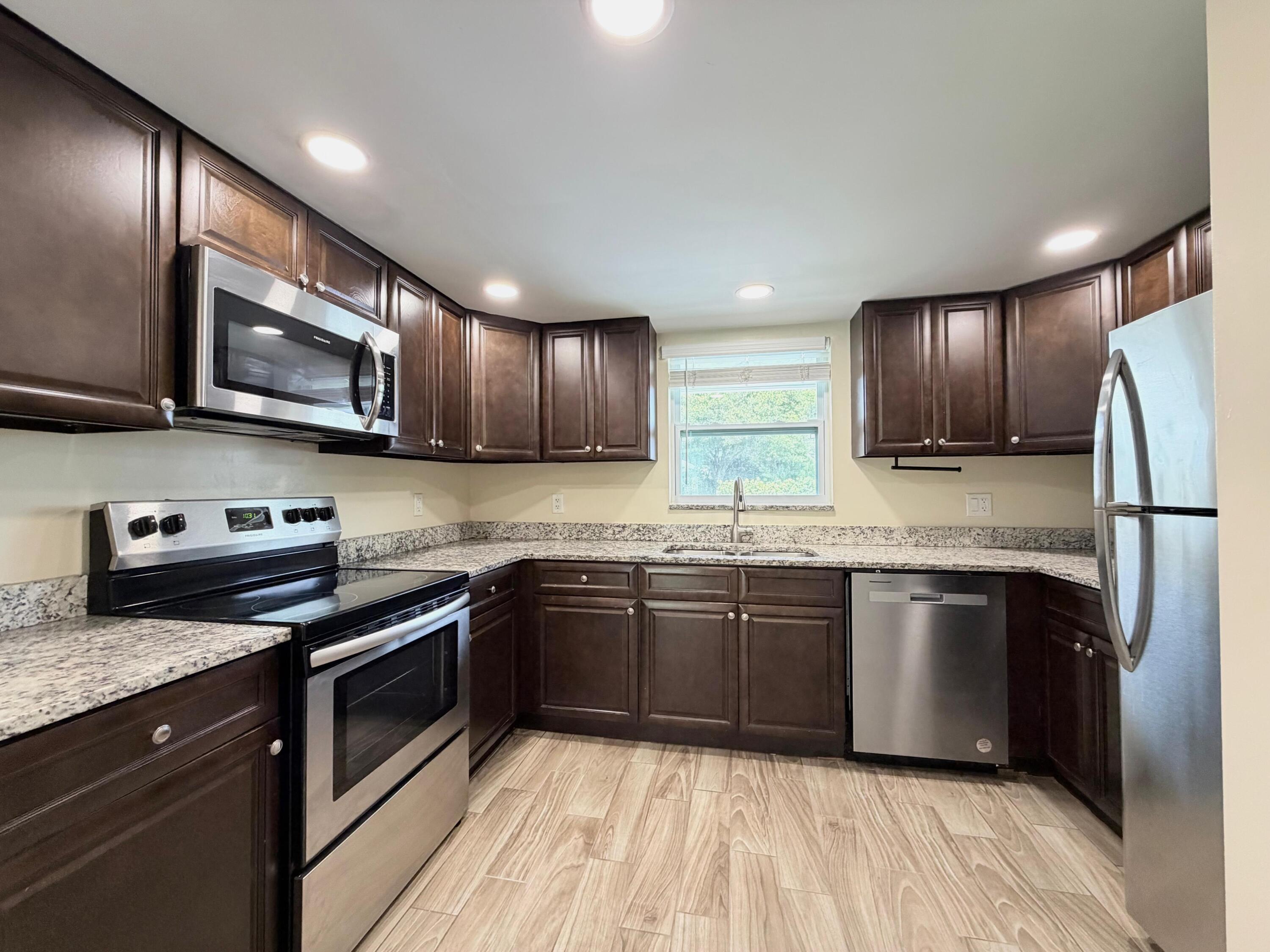 3794 Southeast County Line Road, Unit 102 Jupiter, FL 33469 - Photo 2 of 21 WhatsApp Image 2026-08-03 at 10.58.35 (1