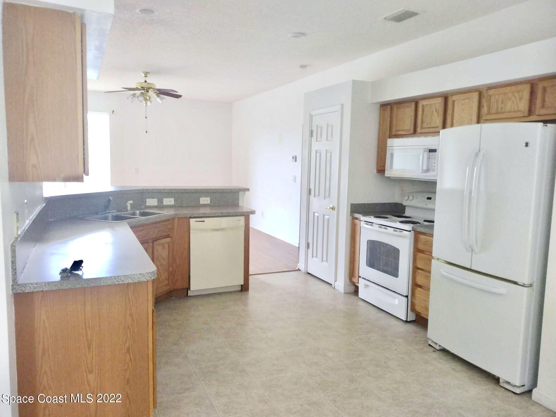 1387 Ginza Road Northwest Palm Bay, FL 32907 - Photo 3 of 17 part0 3