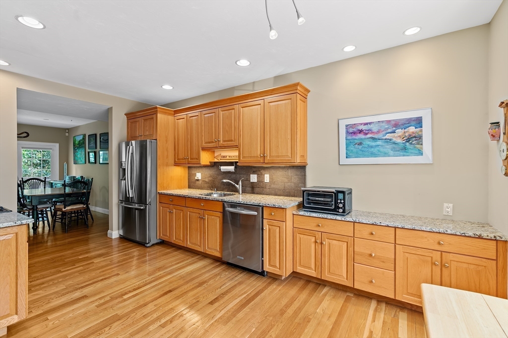 121 Revere Street, Unit M Canton, MA 02021 - Photo 3 of 19