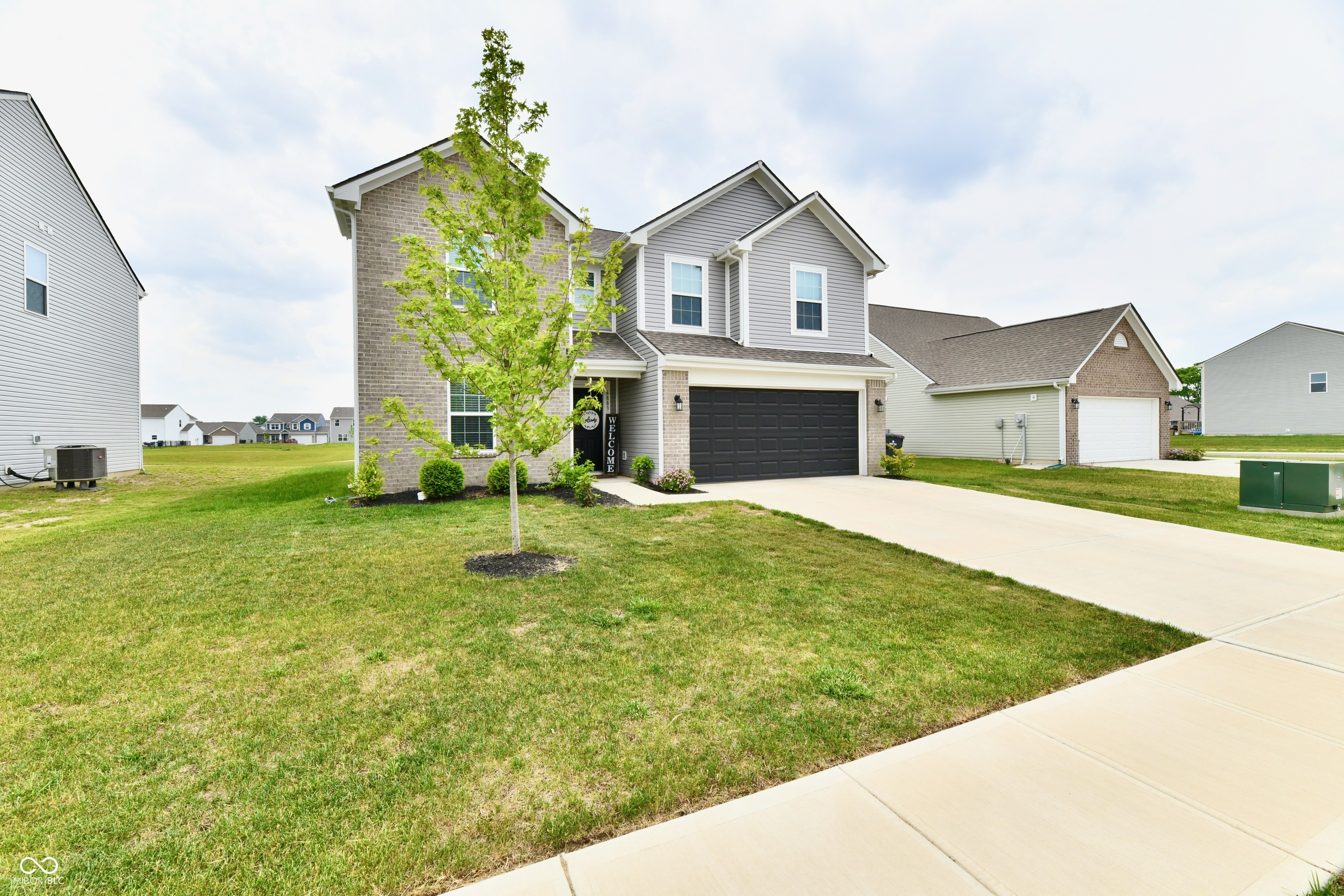 6883 Honeysuckle Way Pendleton, IN 46064 - Photo 7 of 68