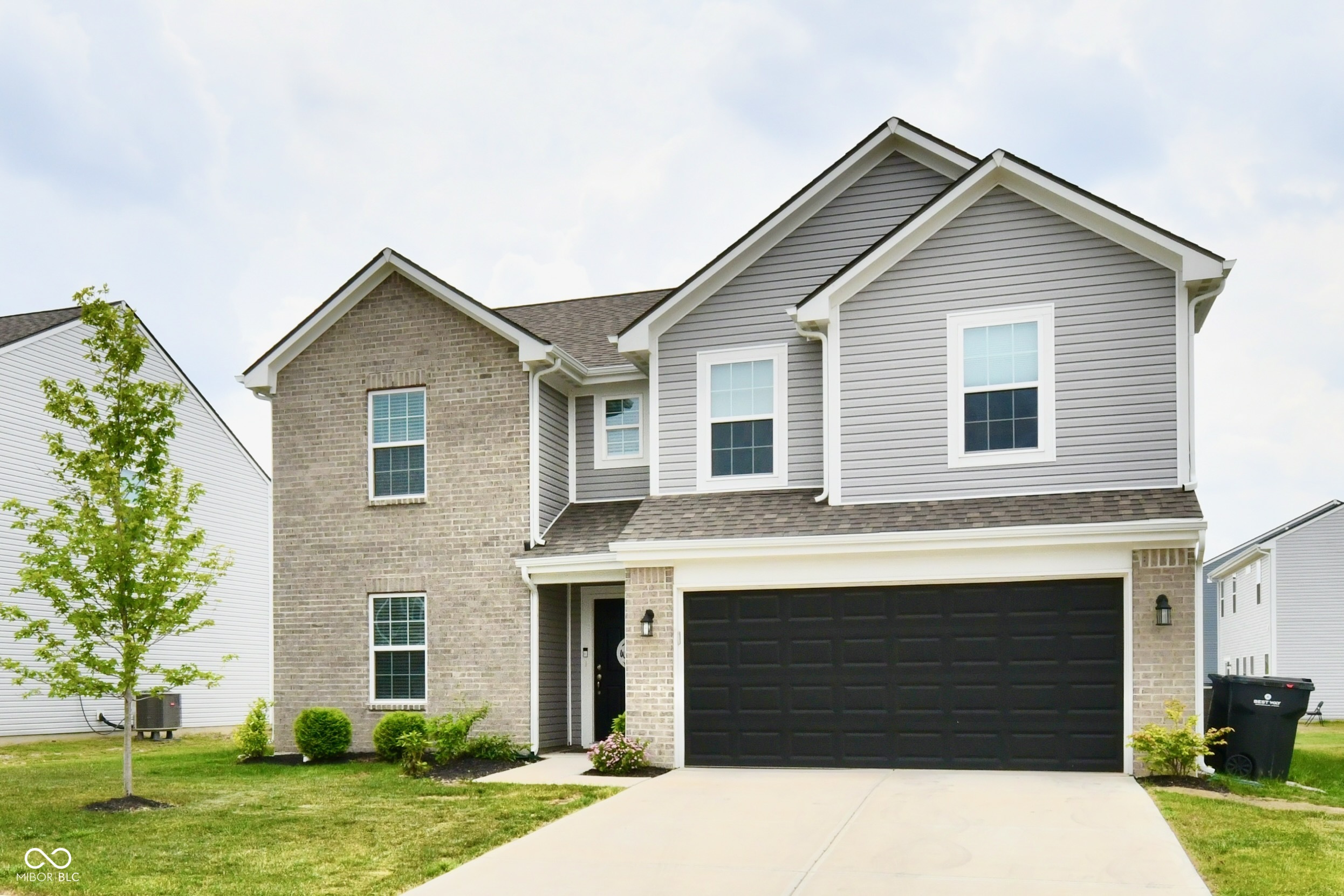 6883 Honeysuckle Way Pendleton, IN 46064 - Photo 8 of 68