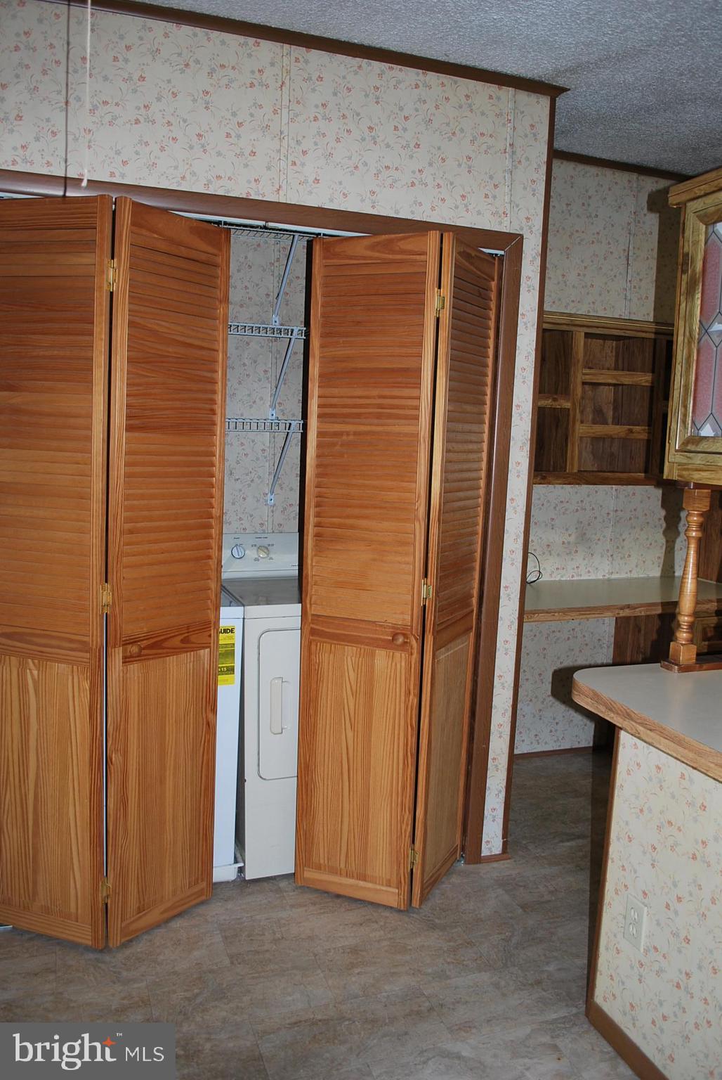 6 Hidden Noll Road Carlisle, PA 17013 - Photo 14 of 25 Laundry area