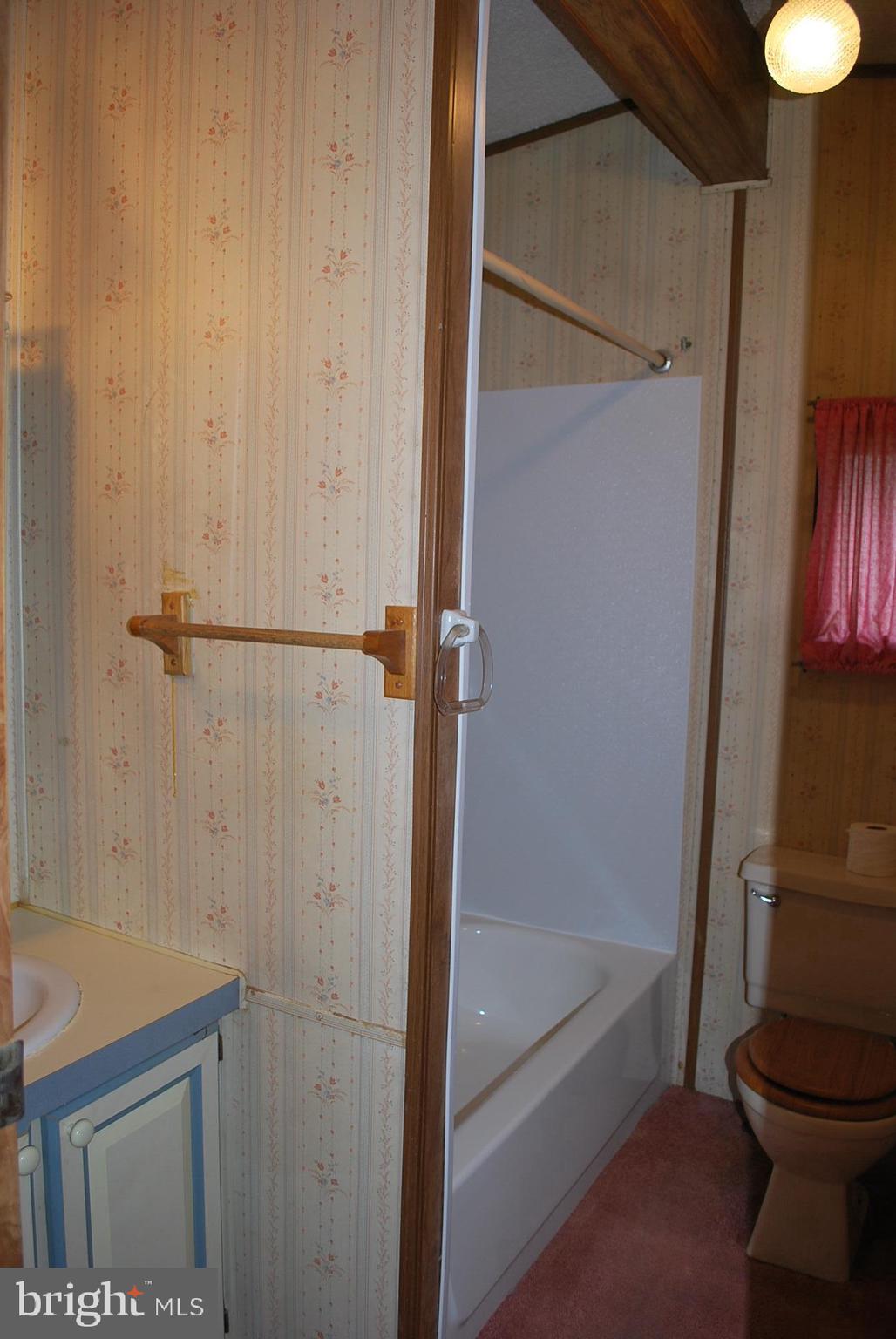 6 Hidden Noll Road Carlisle, PA 17013 - Photo 22 of 25 Guest Bath