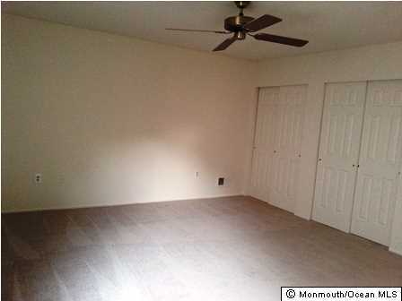 13 Ivy Ridge Close Freehold, NJ 07728 - Photo 8 of 15 Additional Photo