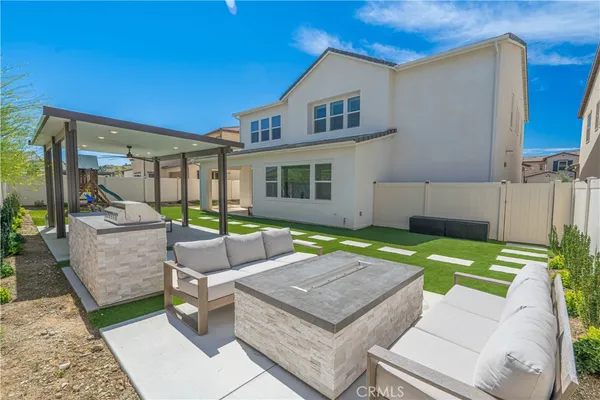 $1,395,000 | 29768 Camino La, Valencia, CA 91354
