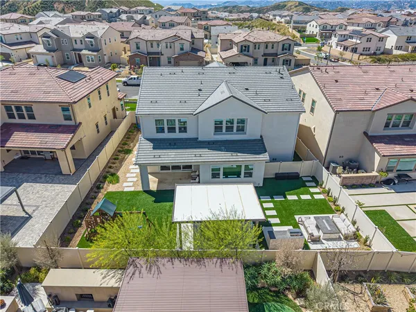 $1,395,000 | 29768 Camino La, Valencia, CA 91354