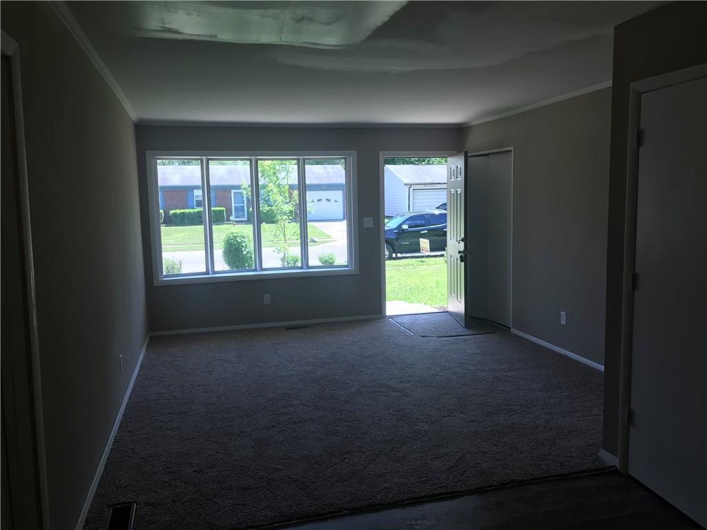 8434 Montery Road Indianapolis, IN 46226 - Photo 9 of 15