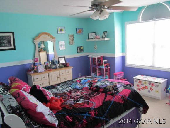 81 Sir Robin Road Waynesboro, VA 22980 - Photo 18 of 25 a bedroom with bed and a window