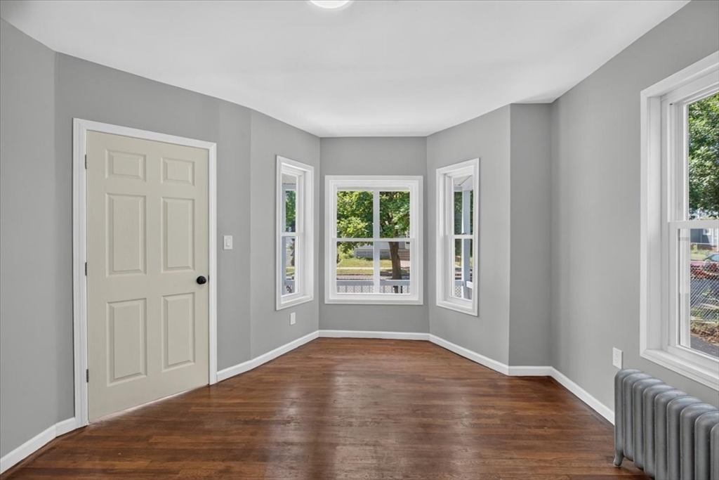 58 Greene Street Springfield, MA 01109 - Photo 10 of 41
