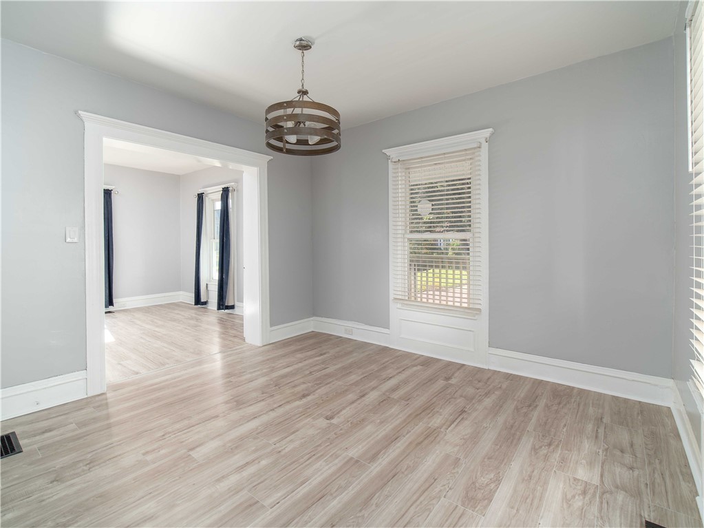 42 Chapman Street Jamestown, NY 14701 - Photo 12 of 24