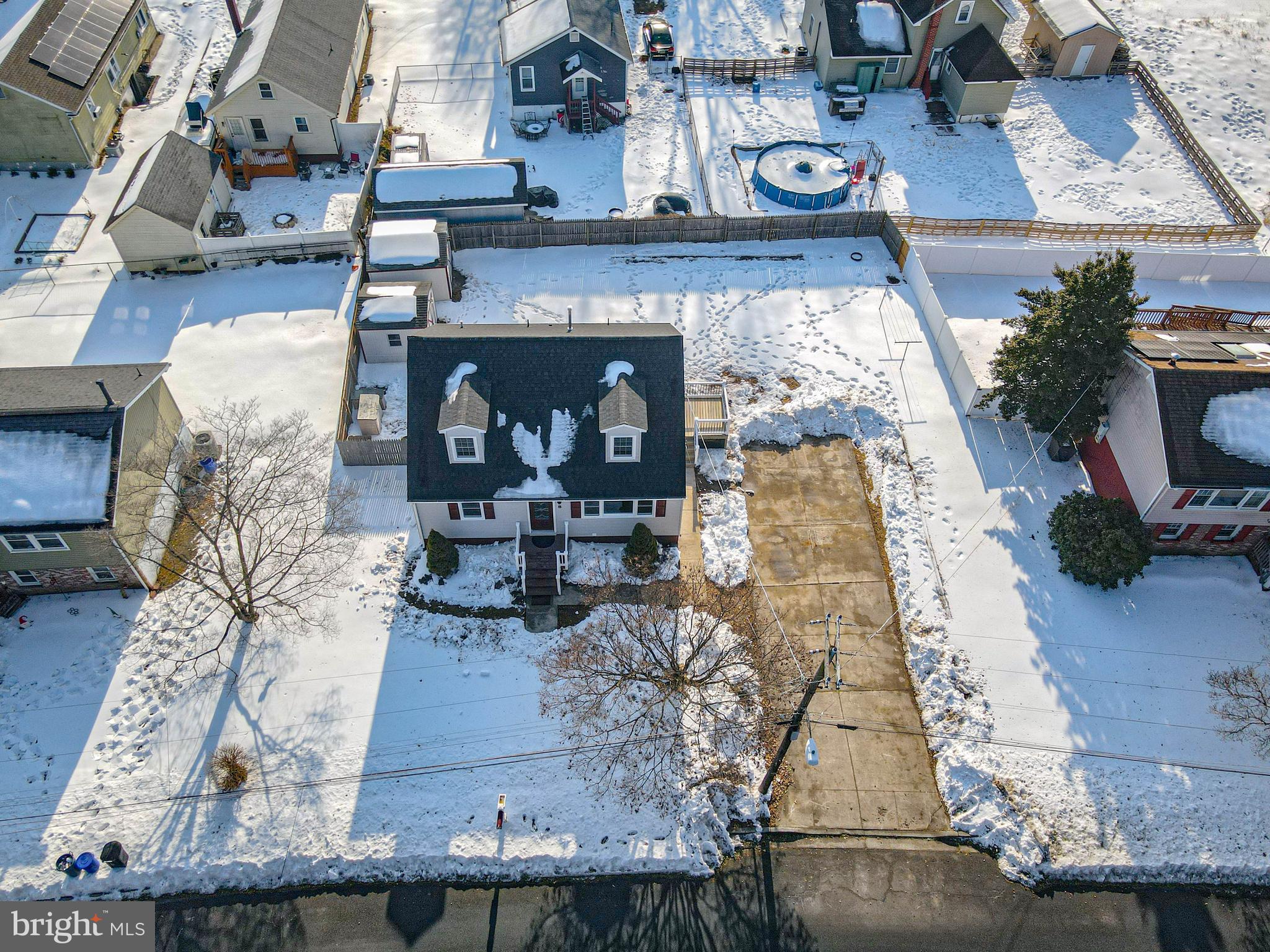 8 Riviera Drive Pennsville, NJ 08070 - Photo 29 of 31 an aerial view of a fireplace