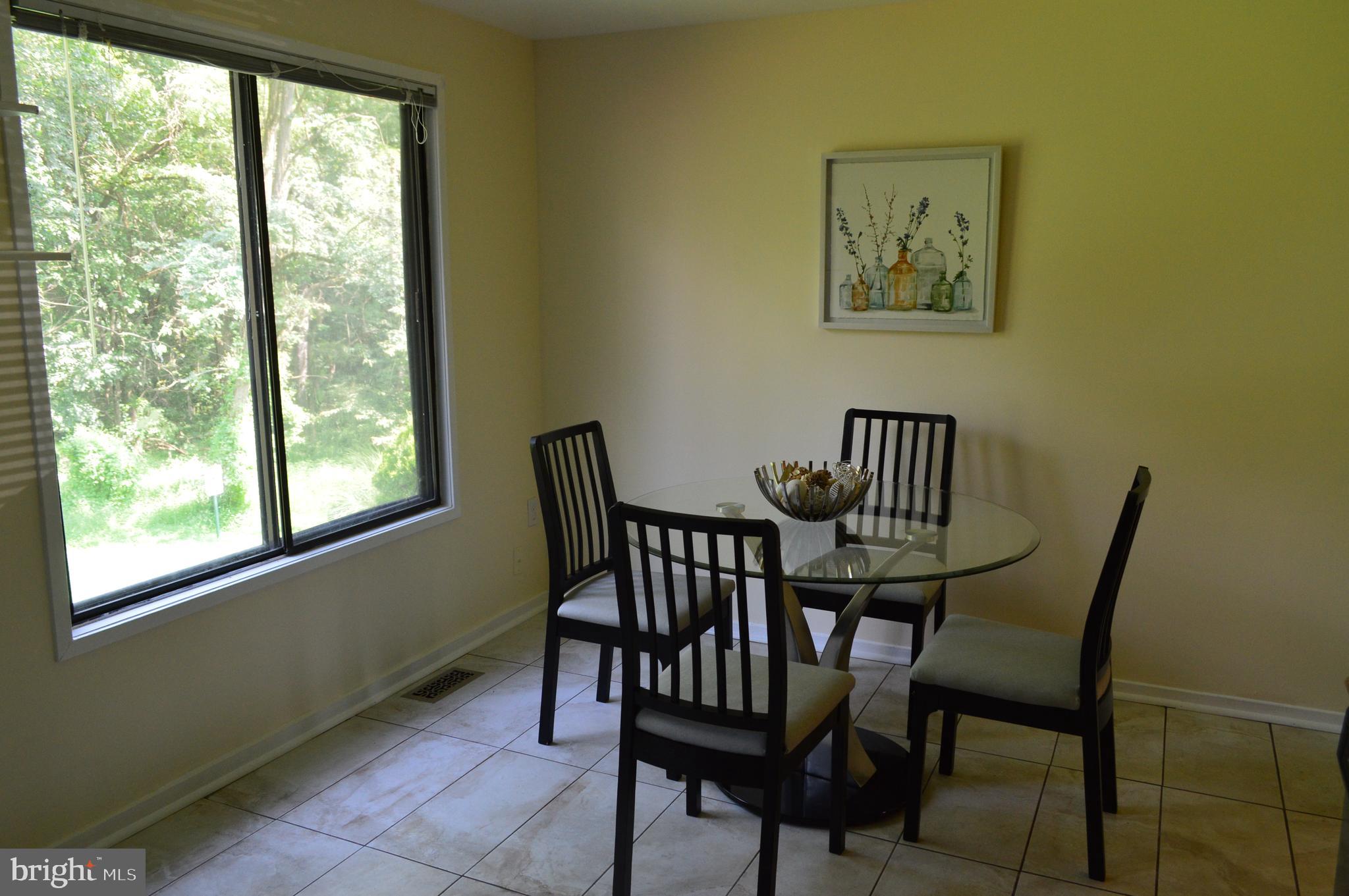 10749 Lester Street Silver Spring, MD 20902 - Photo 10 of 38