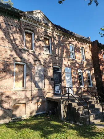 $58,000 | 10755 South Champlain Avenue, Chicago, IL 60628