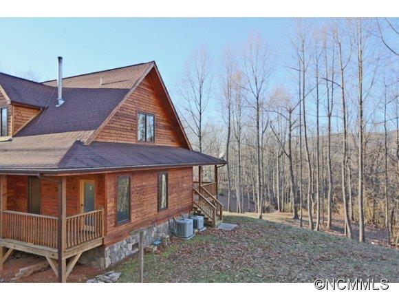 275 Clyde View Heights Clyde, NC 28721 - Photo 14 of 17 Gallery Image 14