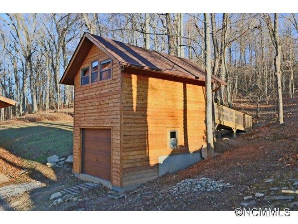 275 Clyde View Heights Clyde, NC 28721 - Photo 15 of 17 Gallery Image 15