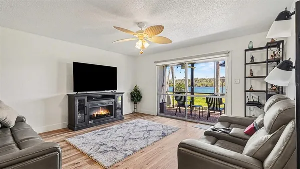 $279,000 | 10684 West Halls River Road, Unit 2, Homosassa, FL 34448