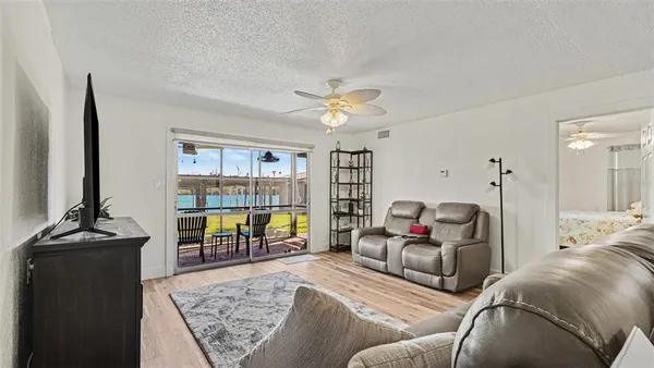 $279,000 | 10684 West Halls River Road, Unit 2, Homosassa, FL 34448