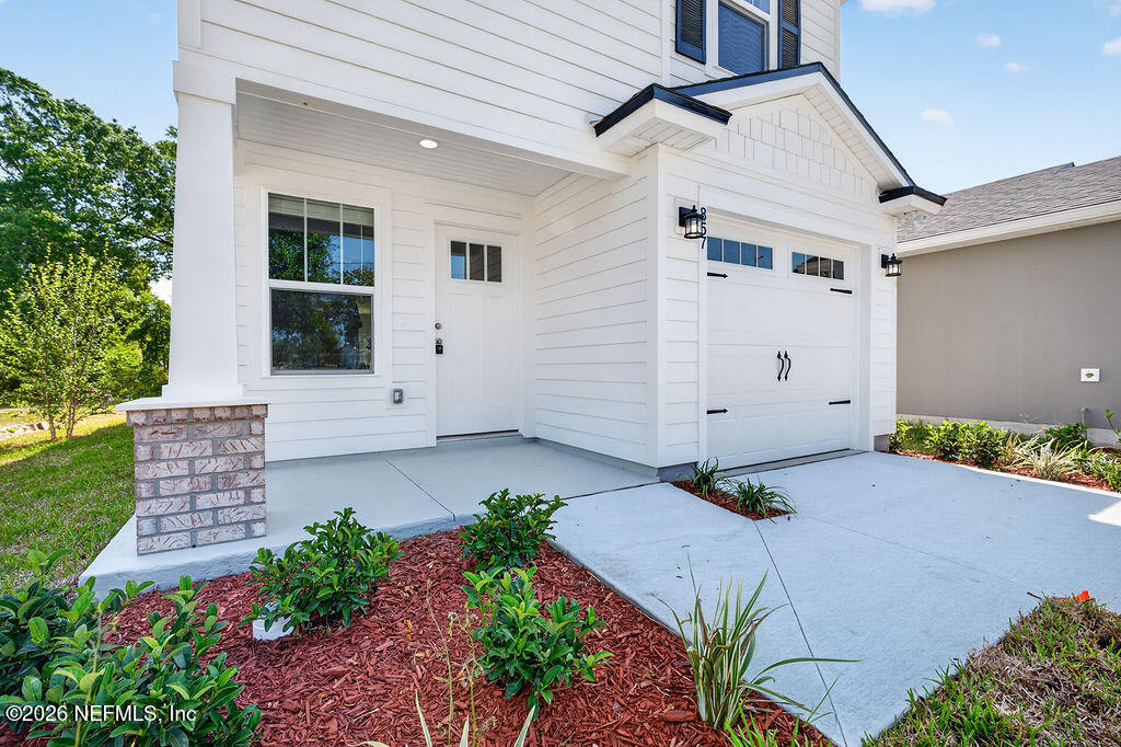 857 Jackson Road Jacksonville, FL 32225 - Photo 3 of 29 857JacksonRdJacksonvilleFL-23