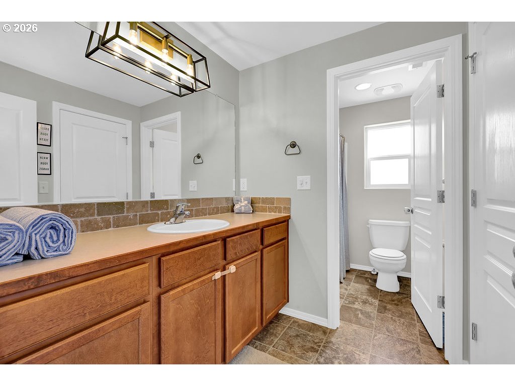 24969 Perkins Road Veneta, OR 97487 - Photo 25 of 28 Bathroom