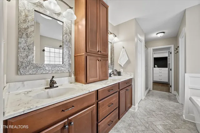 $549,900 | 3438 Bridlebrooke Drive, Knoxville, TN 37938