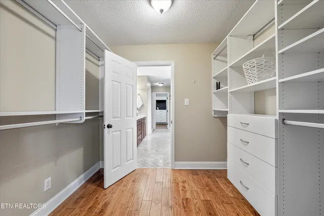 $549,900 | 3438 Bridlebrooke Drive, Knoxville, TN 37938