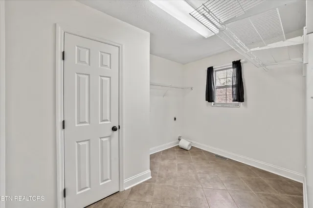 $549,900 | 3438 Bridlebrooke Drive, Knoxville, TN 37938