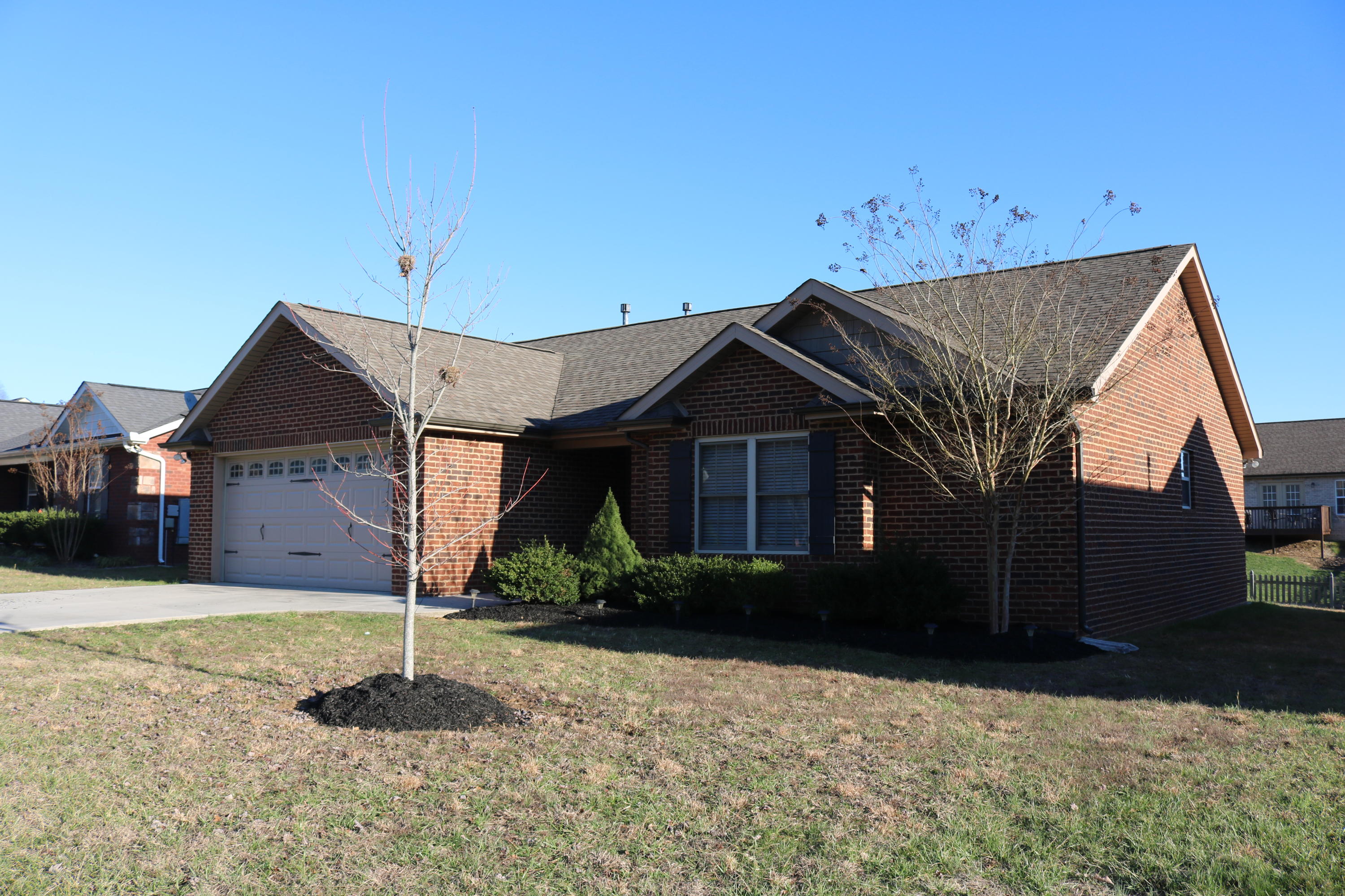 7643 Applecross Road Corryton, TN 37721 - Photo 3 of 22 IMG_8045