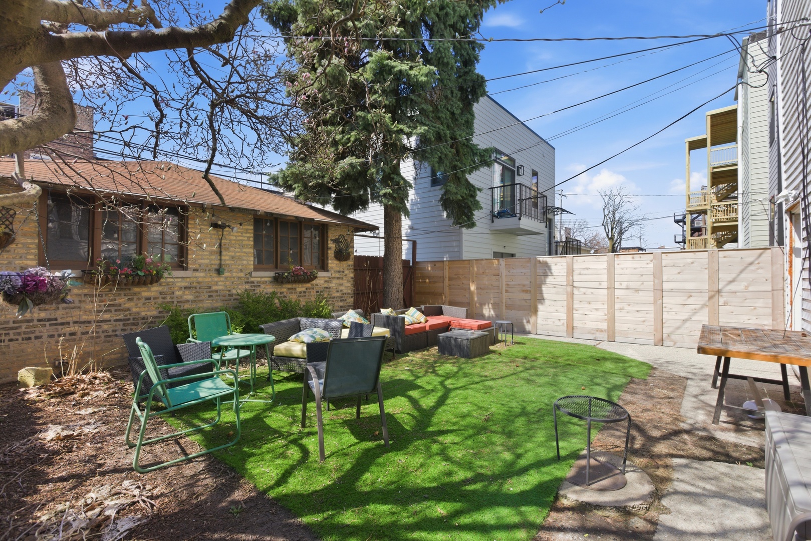 3716 North Racine Avenue, Unit G Chicago, IL 60613 - Photo 11 of 11