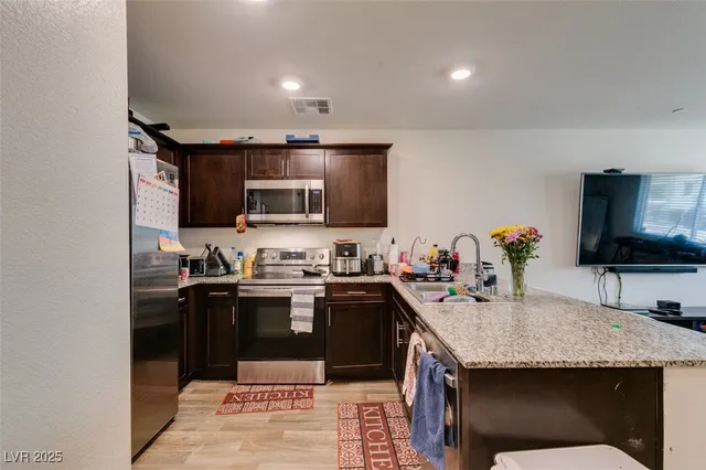 $295,000 | 2598 Mocha Pearl Court, North Las Vegas, NV 89086