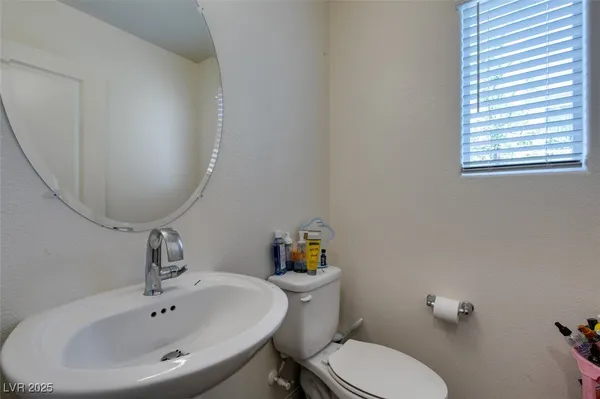 $290,000 | 2598 Mocha Pearl Court, North Las Vegas, NV 89086