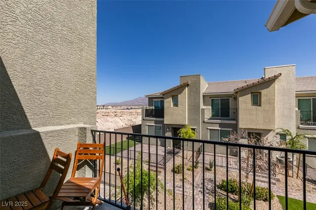 $295,000 | 2598 Mocha Pearl Court, North Las Vegas, NV 89086